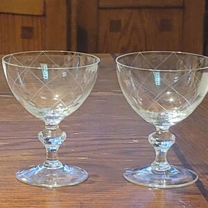 Vintage diamond cut low dessert champagne wine glasses set of 2
